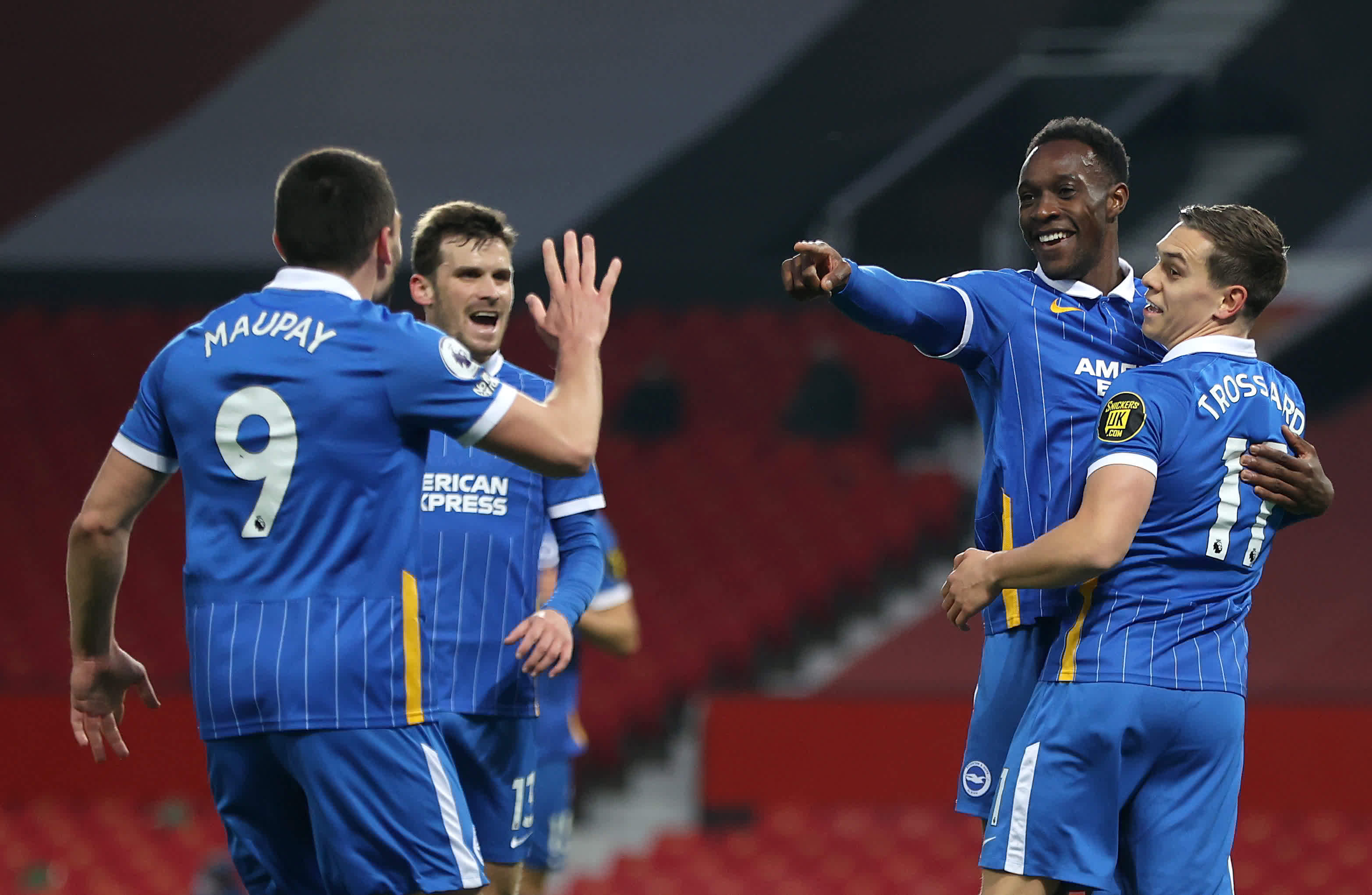 这里俨然一 这里俨然一